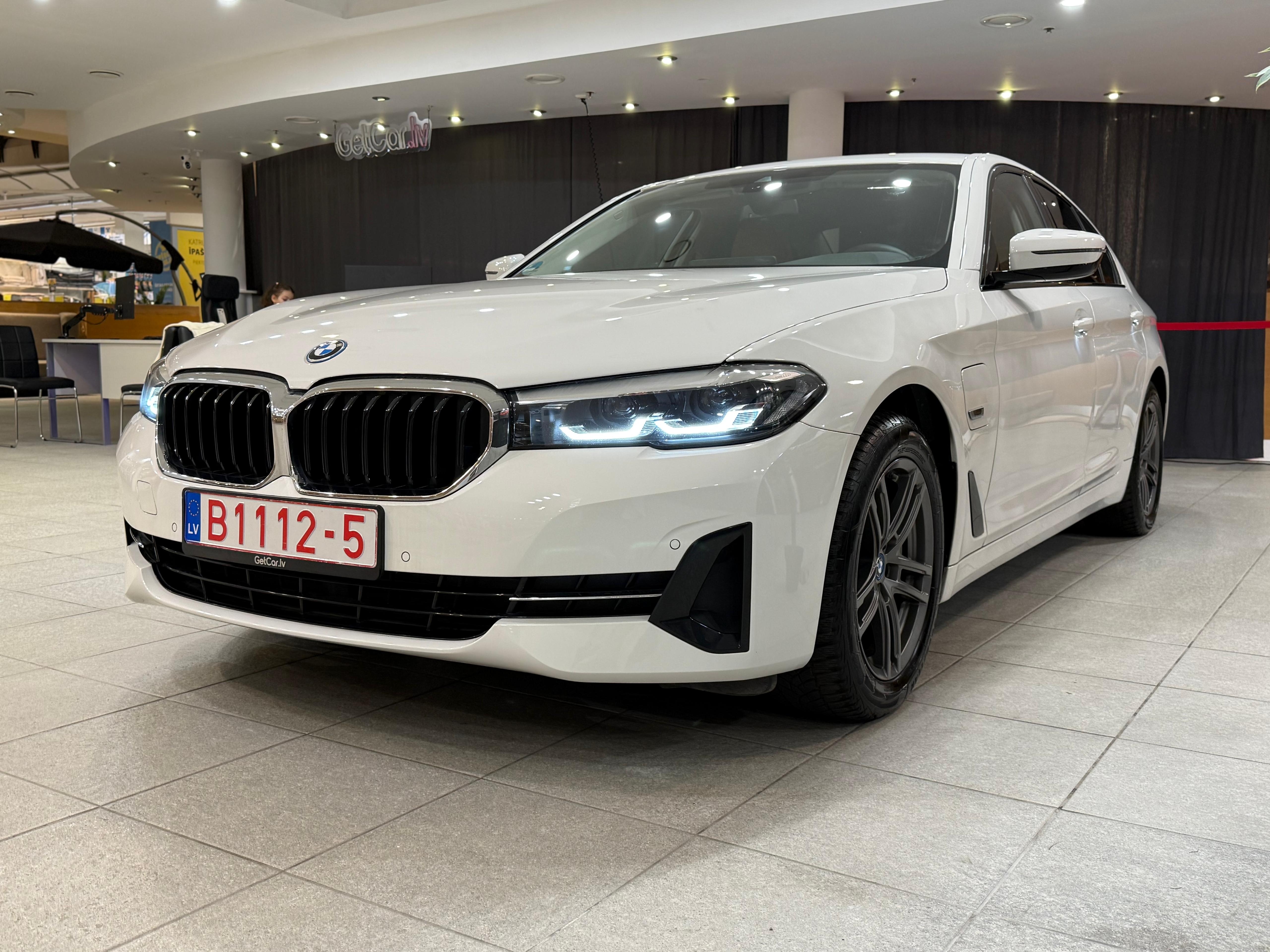 BMW 530e