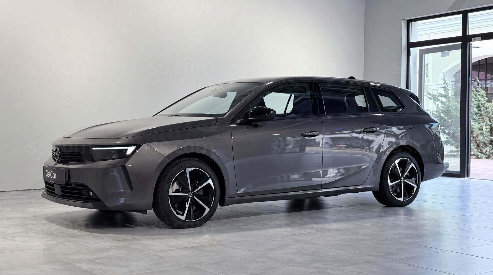 Opel Astra Sports Tourer plug-in
